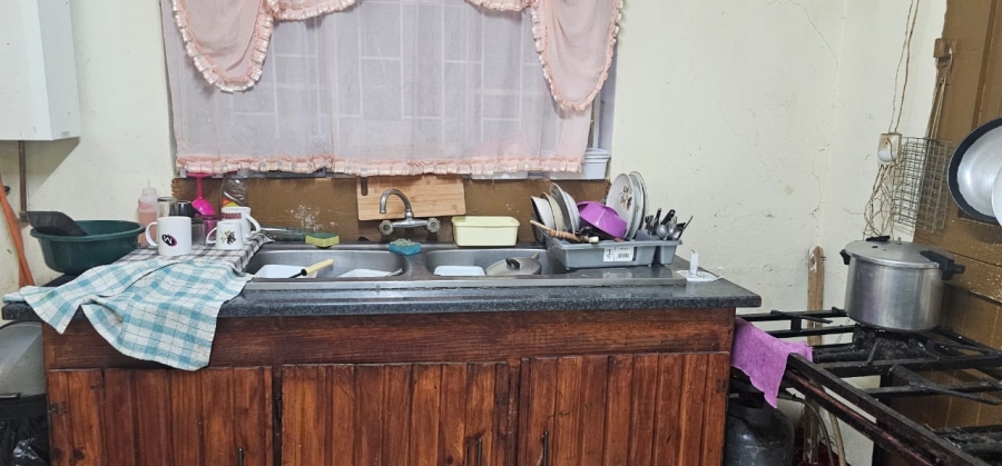 9 Bedroom Property for Sale in Lady Grey Eastern Cape